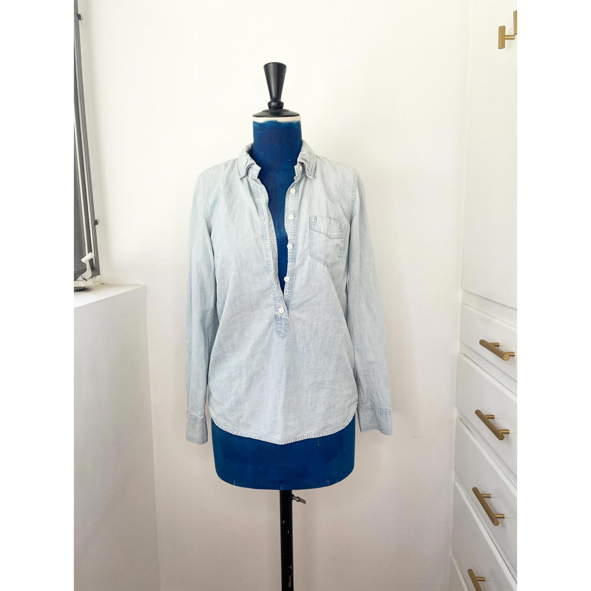 Jcrew Light Wash Denim Pullover Henley Size Xs